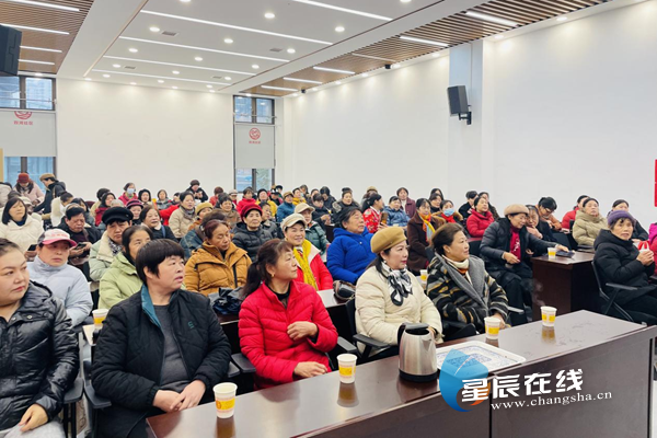场家门口的健康课让群众有“医”靠麻将胡了电子游戏把健康带回家！这